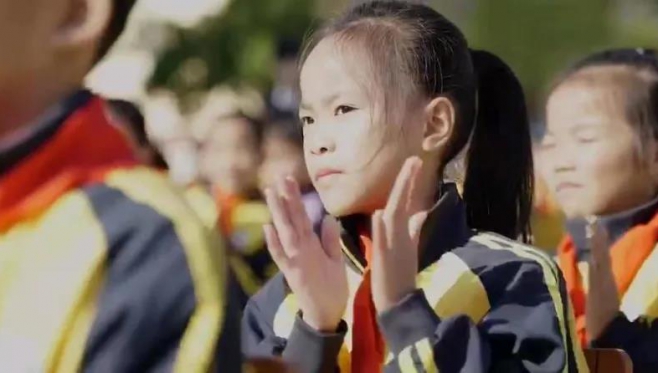 情暖寒冬 爱洒党江